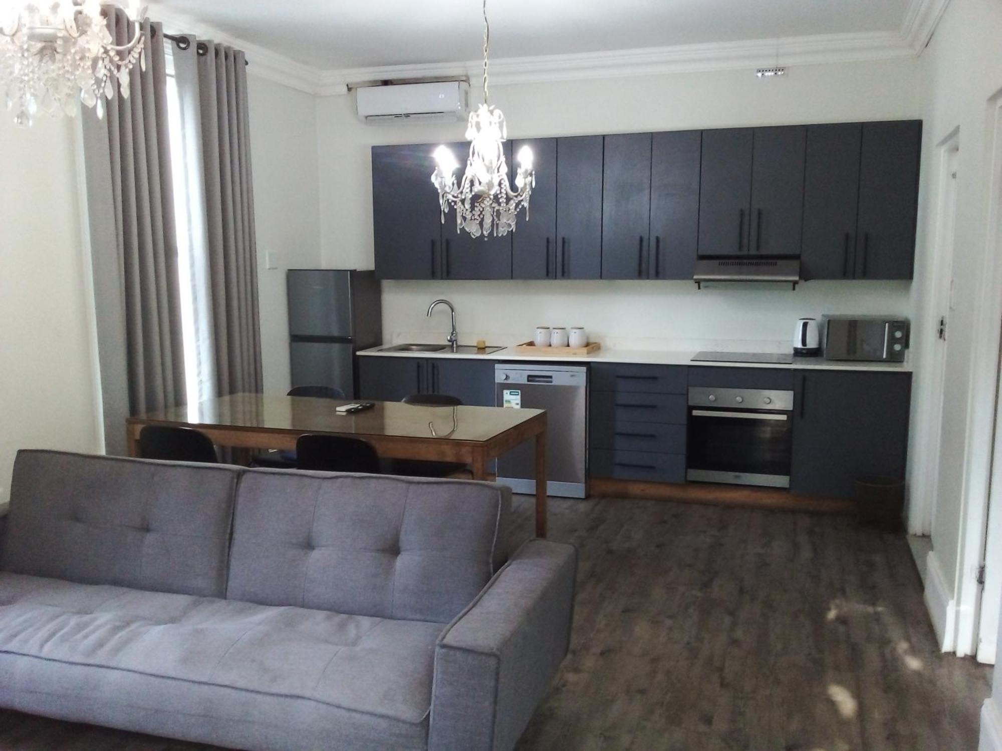 Guest house Essenwood House 4*
